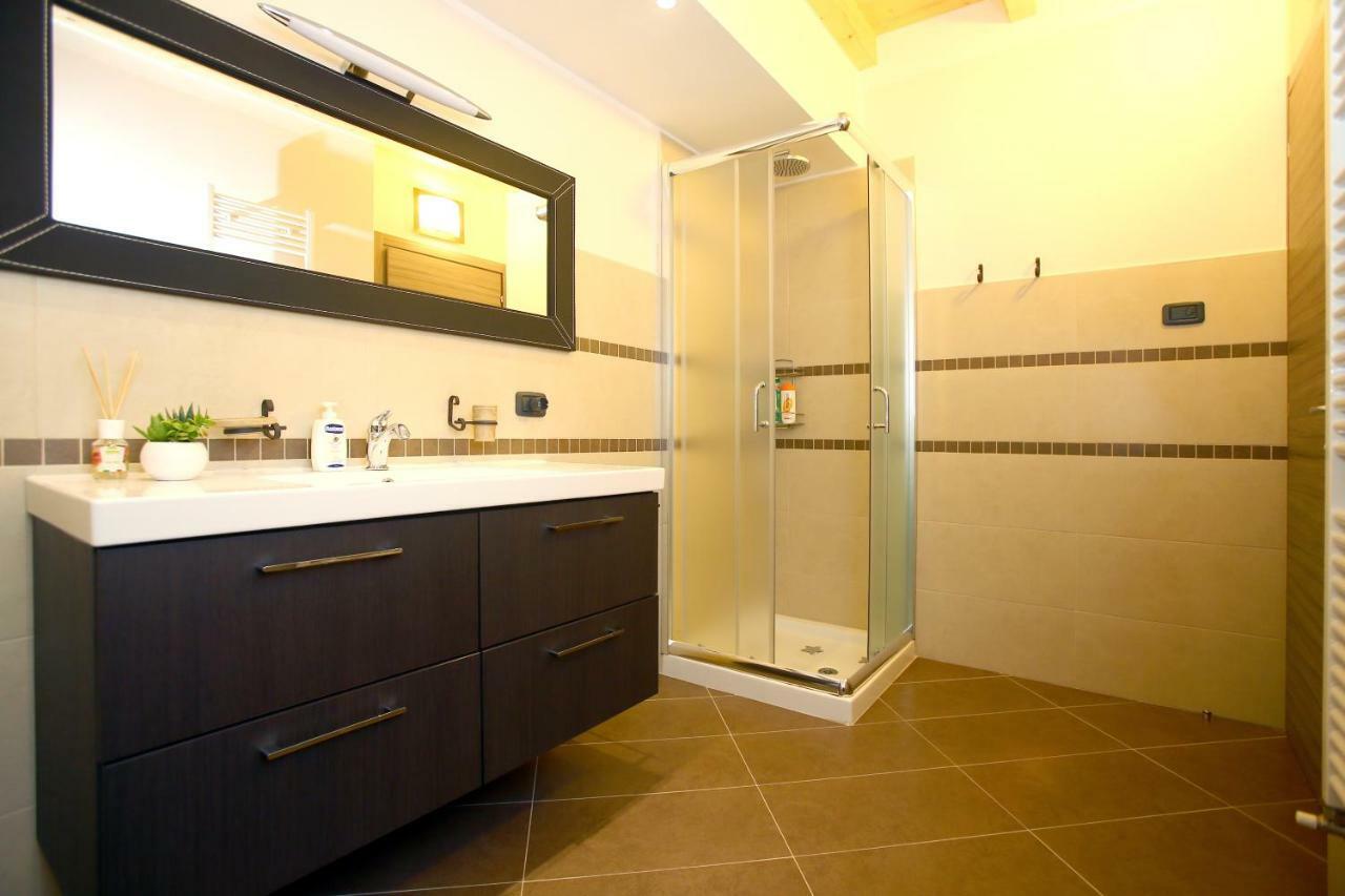 B&B La Vecchia Tipografia - Lago D'Idro Ponte Caffaro ภายนอก รูปภาพ