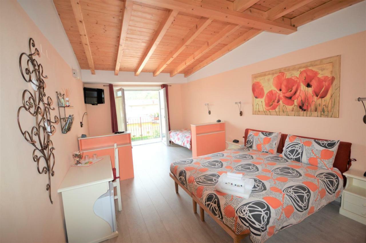 B&B La Vecchia Tipografia - Lago D'Idro Ponte Caffaro ภายนอก รูปภาพ